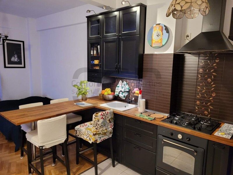 Calea Victoriei, Stirbei Voda, Cismigiu, apartament 2 camere cu balcon, mobilat